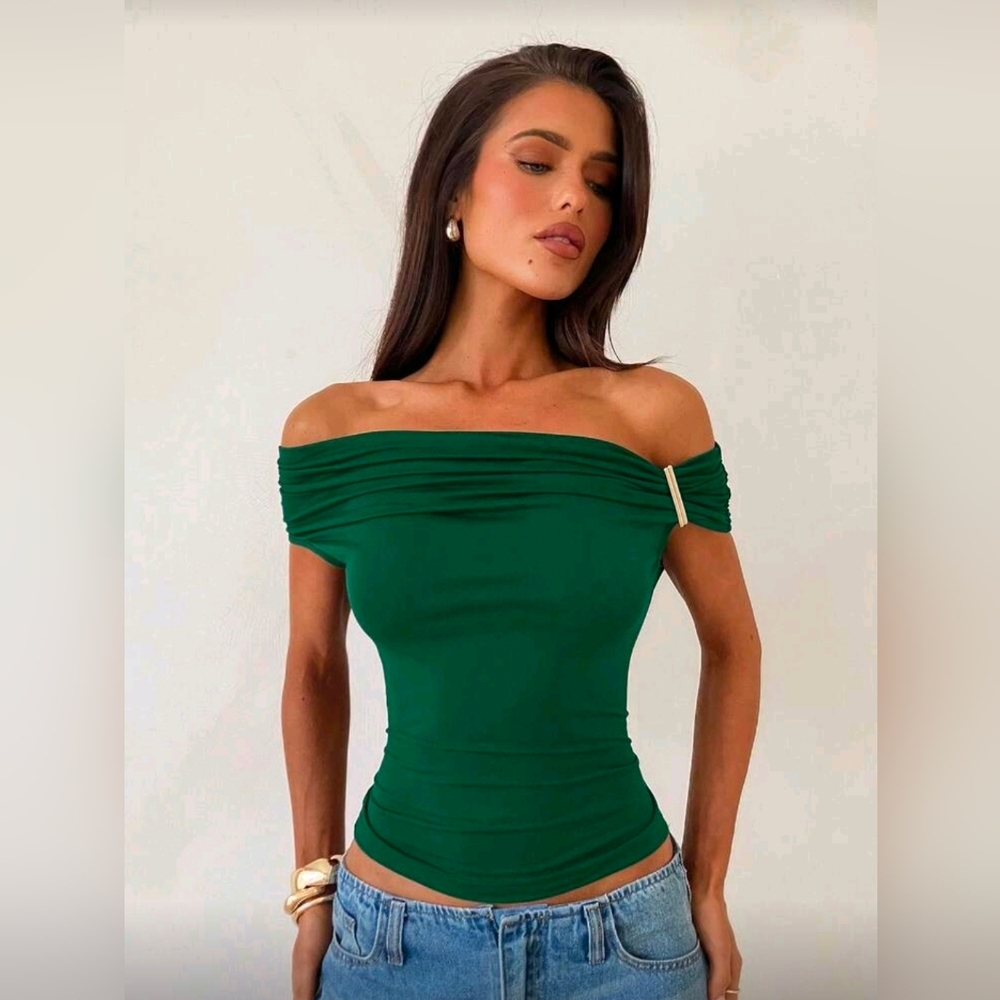 Aloruh Solid Color Pleated Fitted Off Shoulder Elegant Top - Picture 6 of 8